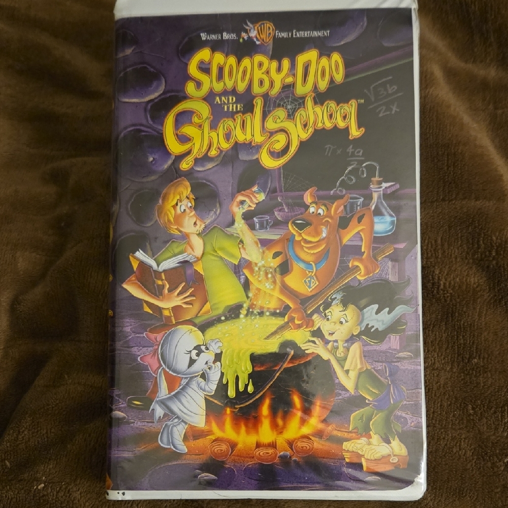 Warner Bros. Scooby-Doo and the Ghoul School VHS with Purple and Orange Cover